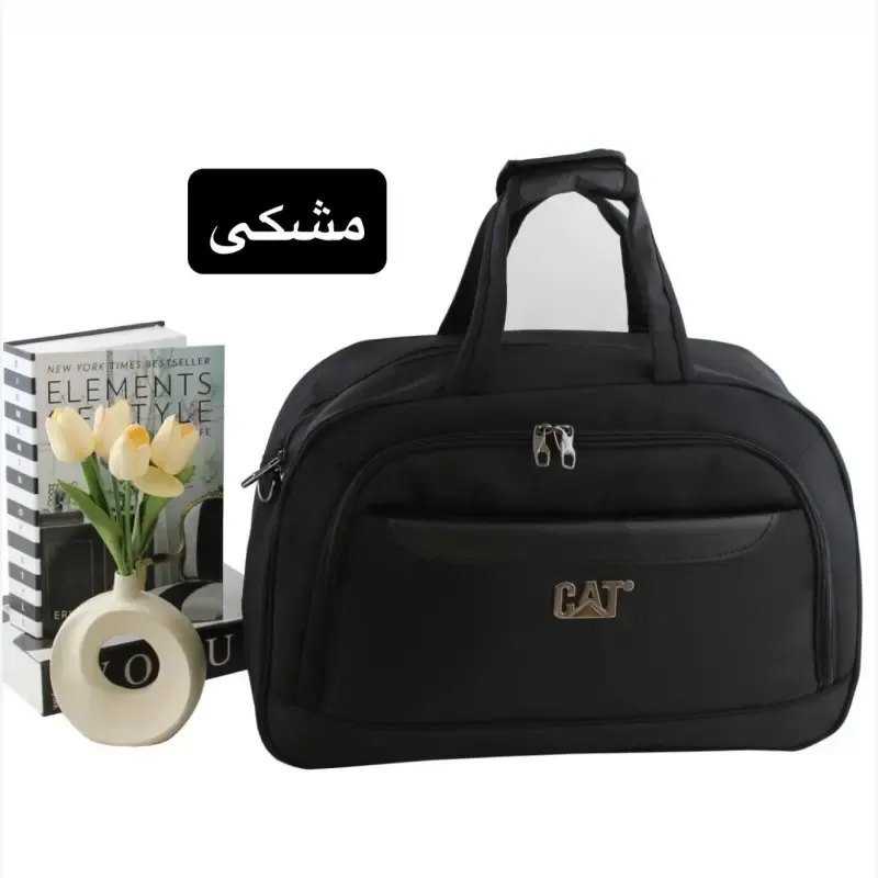 ساک ورزشی و اسپرت پارچهای سه بند با ابعاد 53 در 35 سانتی متر