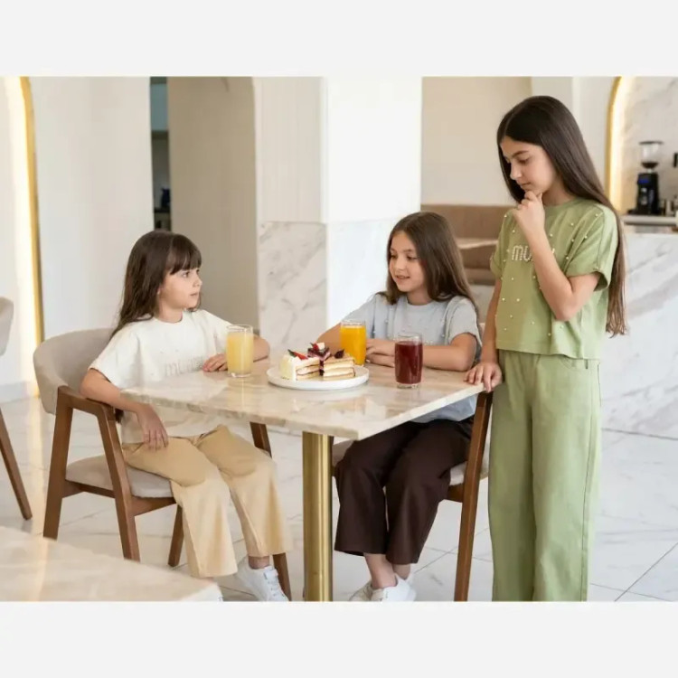 تیشرت دخترانه طرح میو میو مرواریدی کراپ پنبه ترک اعلا رنگ سبز و طوسی