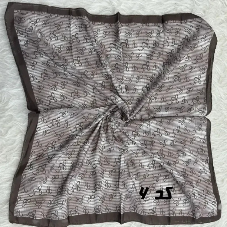 مینی اسکارف قهوهای نخ طرحبندی 65×65 سانتیمتر بدون آبرفت و رنگ رفت