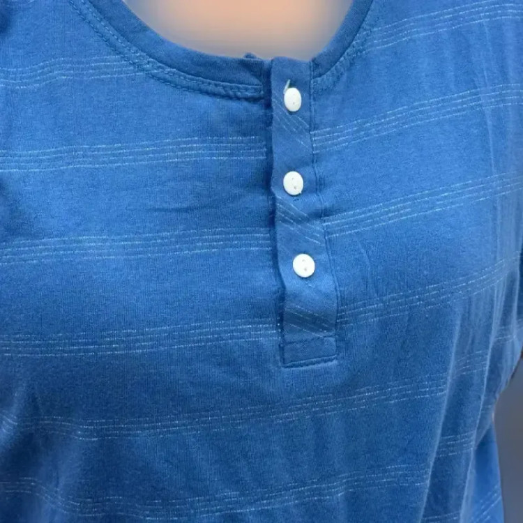 تیشرت زنانه نخ پنبه H&M جلودکمه چهارفصل