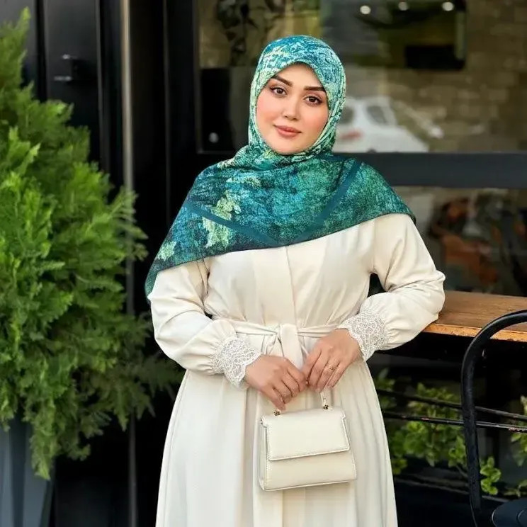 روسری نخ کاستوم طرح هیوا آبرنگی خاص تک